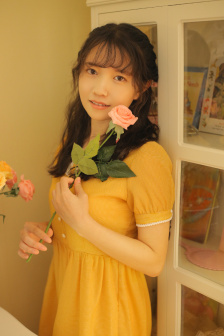 美丽小蜜桃